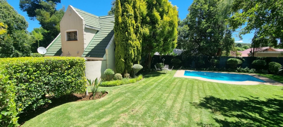 5 Bedroom Property for Sale in Waverley Free State